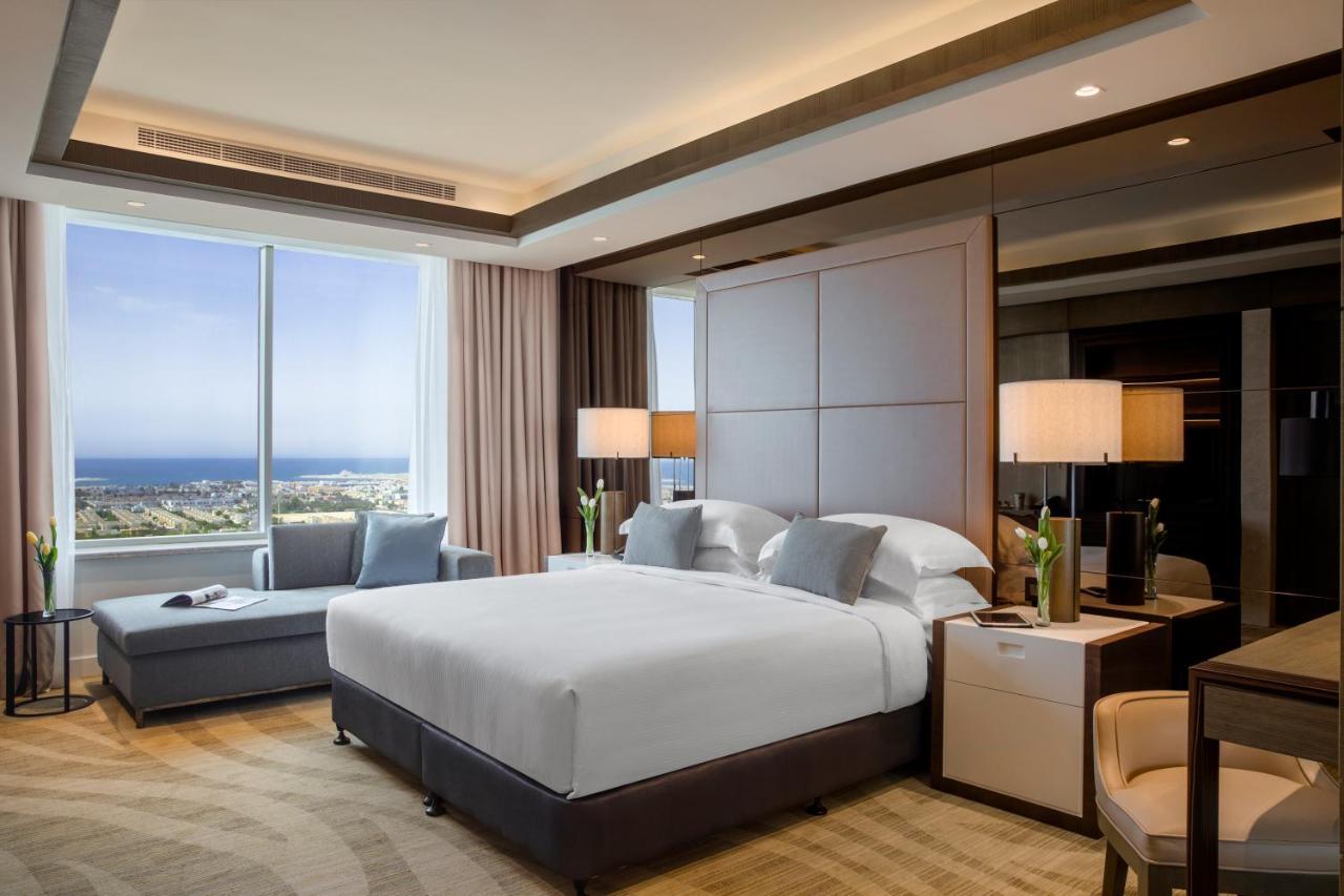 Towers Rotana - Dubai Hotel Bagian luar foto