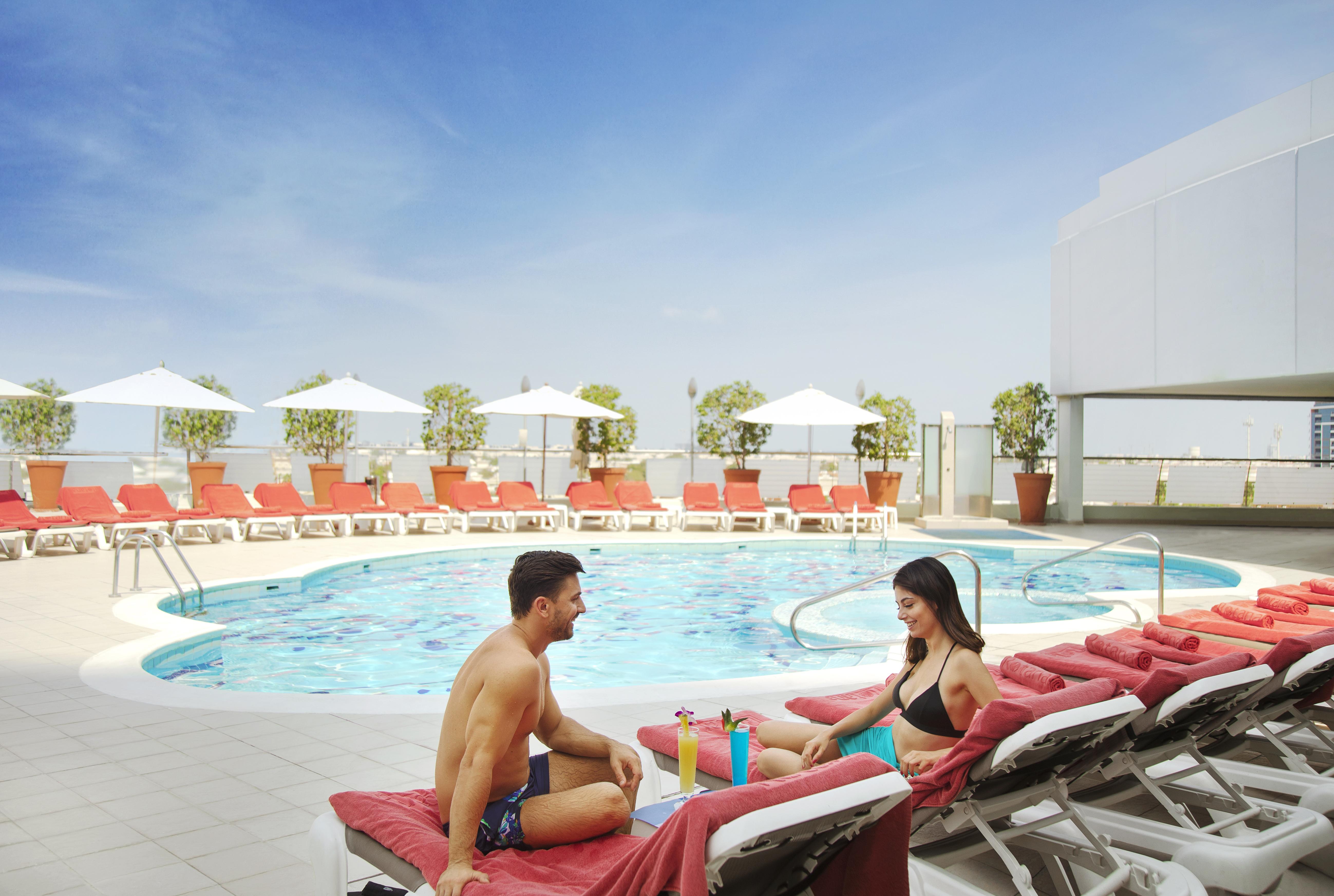 Towers Rotana - Dubai Hotel Bagian luar foto