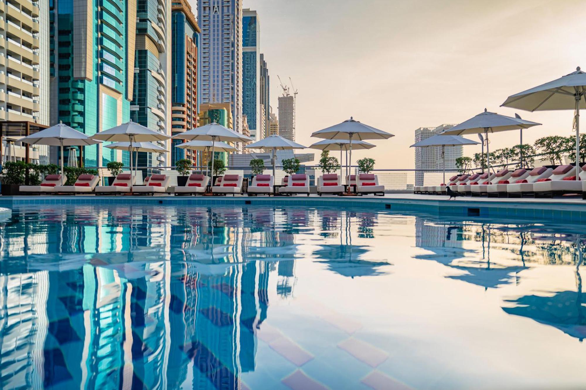 Towers Rotana - Dubai Hotel Bagian luar foto