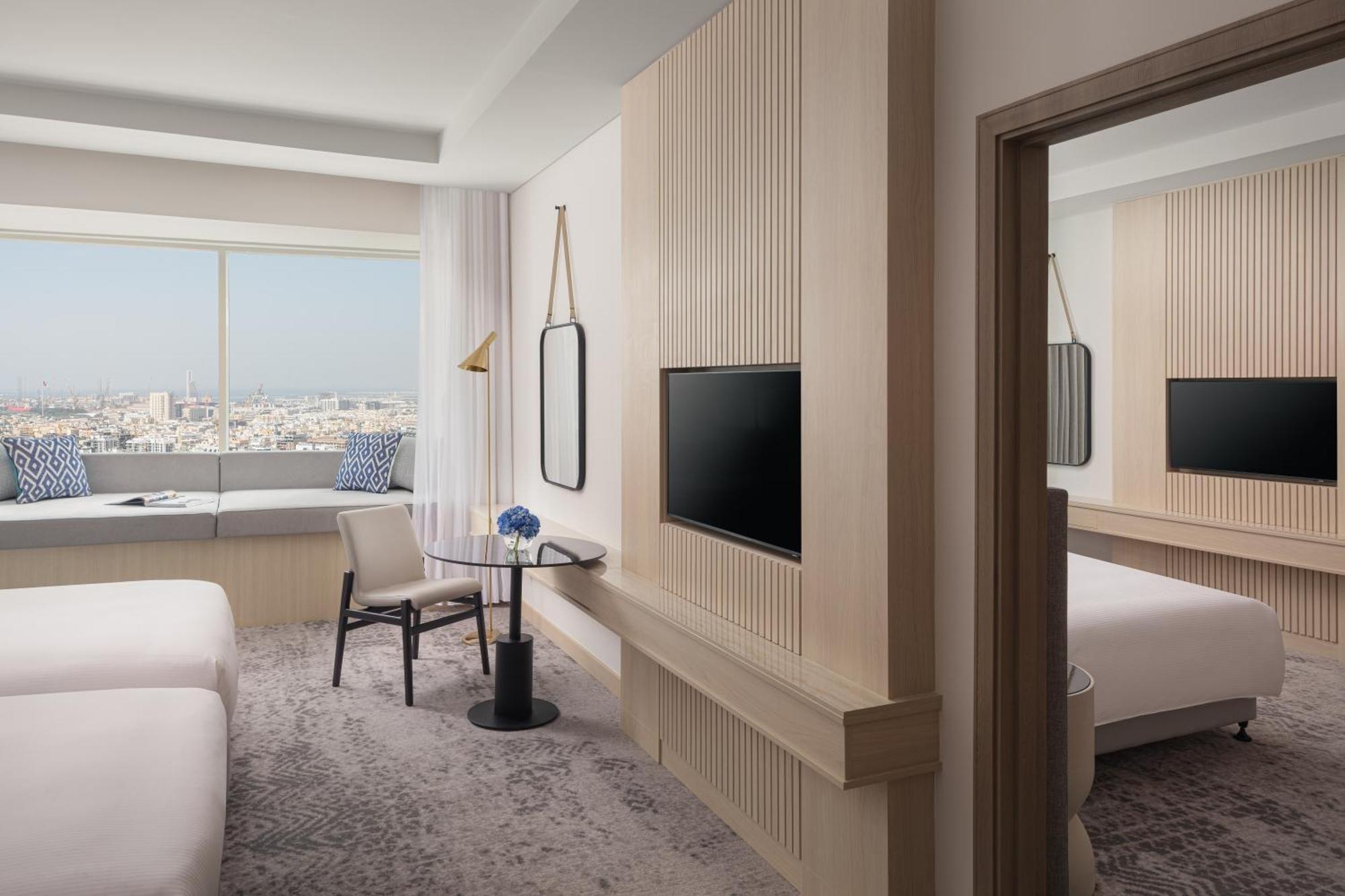Towers Rotana - Dubai Hotel Bagian luar foto