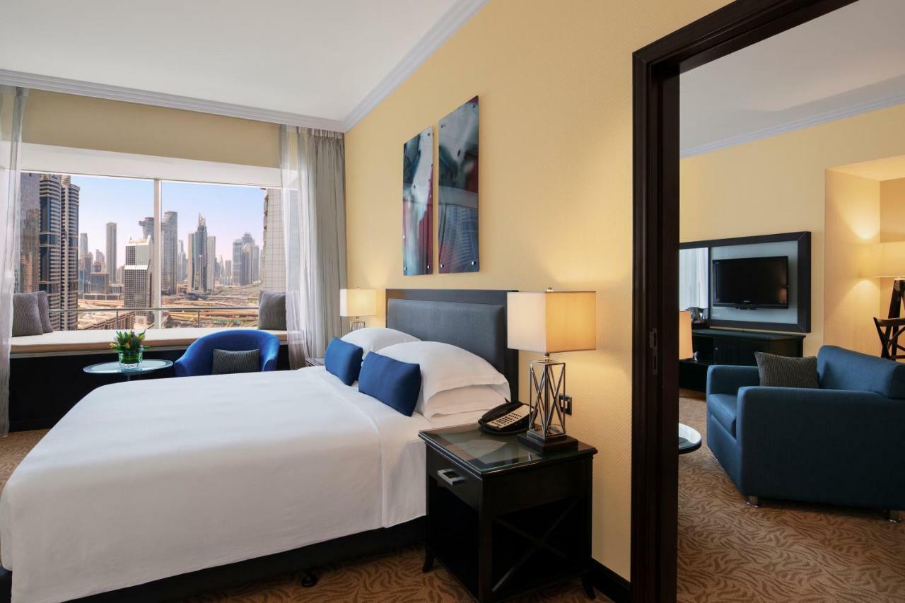 Towers Rotana - Dubai Hotel Bagian luar foto